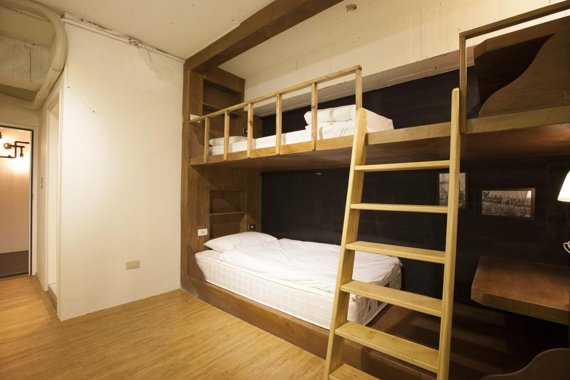 Mr. Lobster'S Secret Den Design Hostel Тайбэй Номер фото